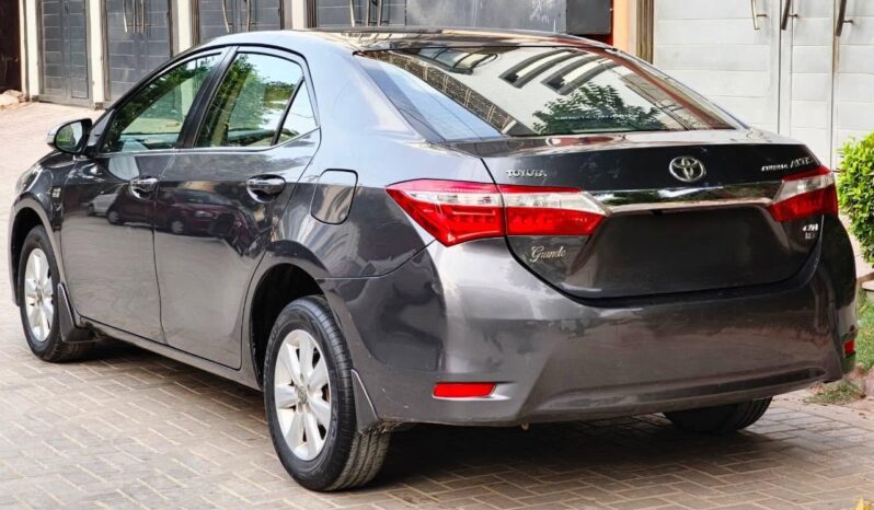 
								Used 2017 Toyota Corolla full									