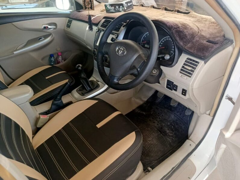 
								Used 2014 Toyota Corolla full									