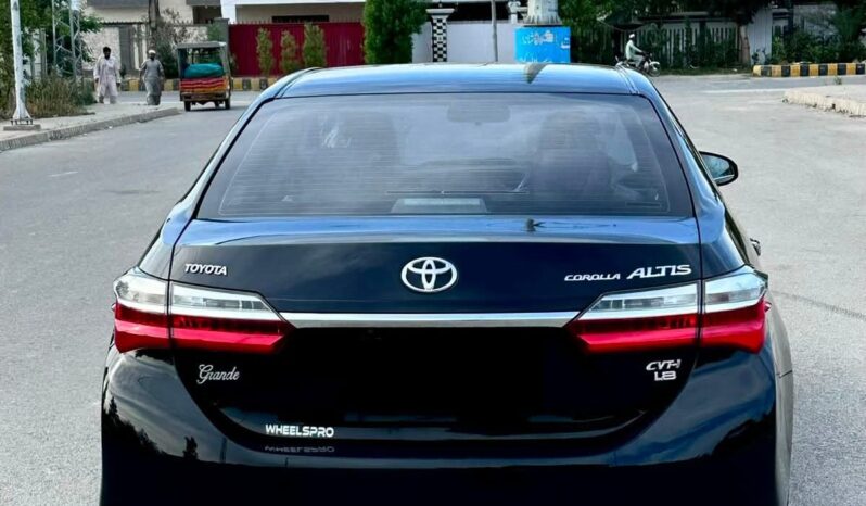 
								Used 2018 Toyota altis full									
