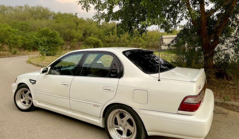 
								Used 2001 Toyota Corolla full									