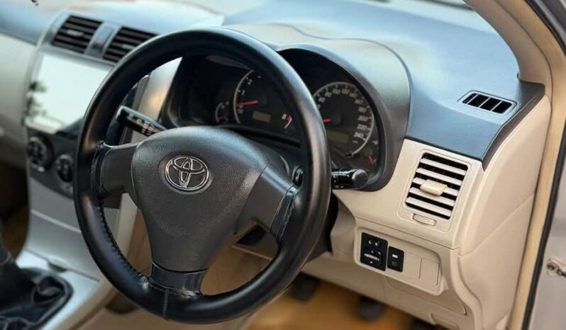 
								Used 2013 Toyota Corolla full									