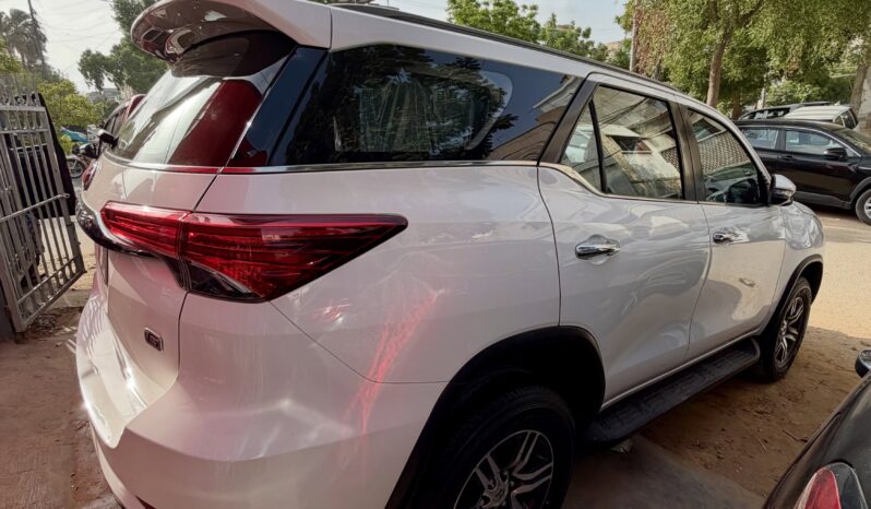 
								Used 2020 Toyota Fortuner full									