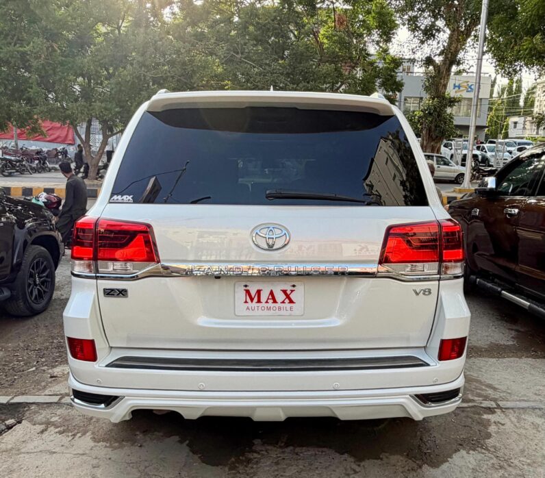 
								Used 2013 Toyota Land Cruiser full									
