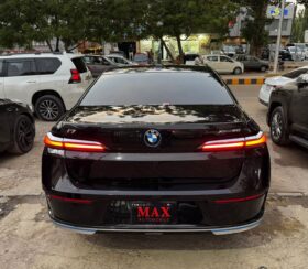Used 2022 BMW i7