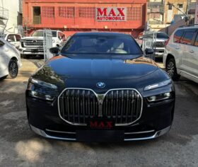 Used 2022 BMW i7