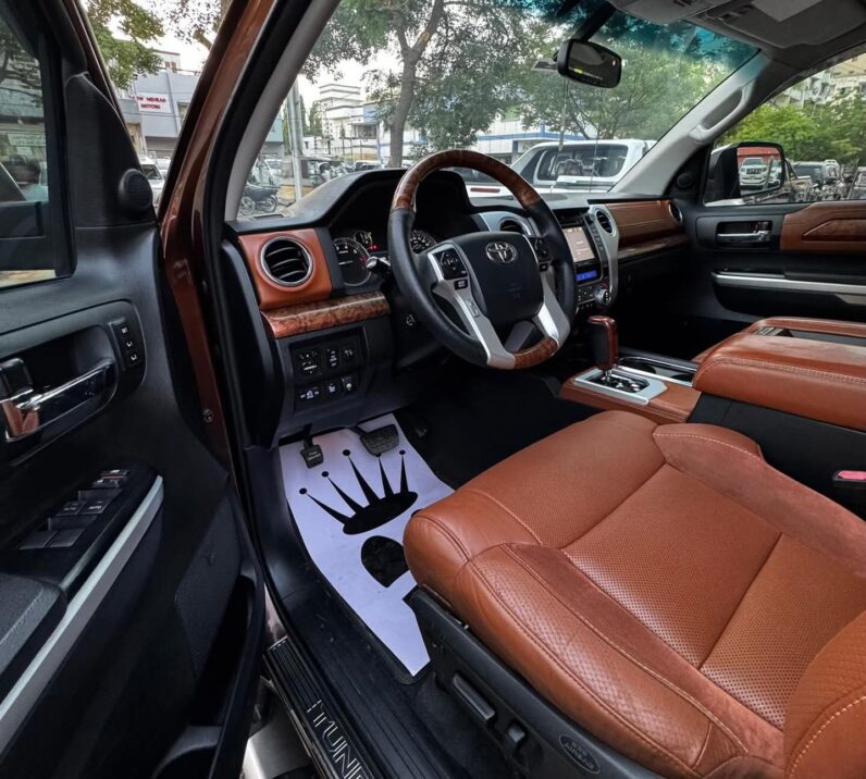 
								Used 2014 Toyota Tundra full									