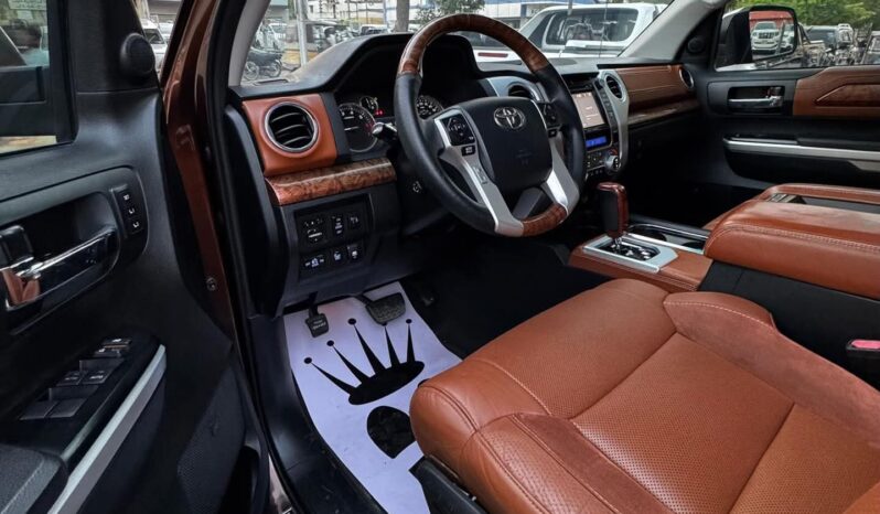 
								Used 2014 Toyota Tundra full									