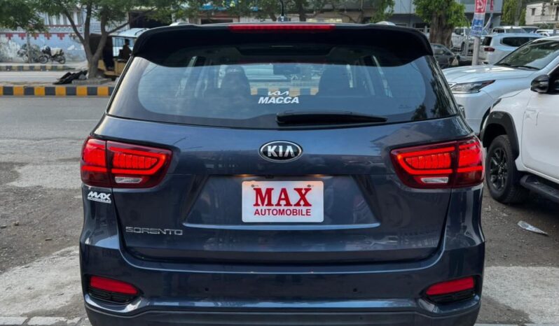 
								Used 2022 Kia Sorento full									