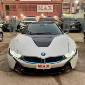 imported used 2018 BMW i8