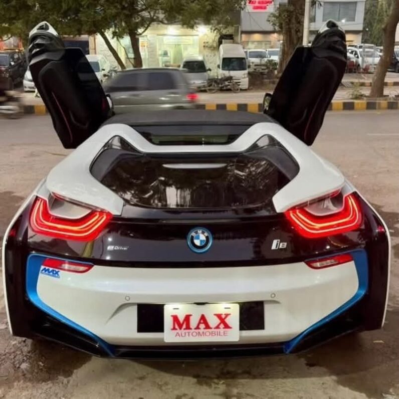 
								imported used 2018 BMW i8 full									