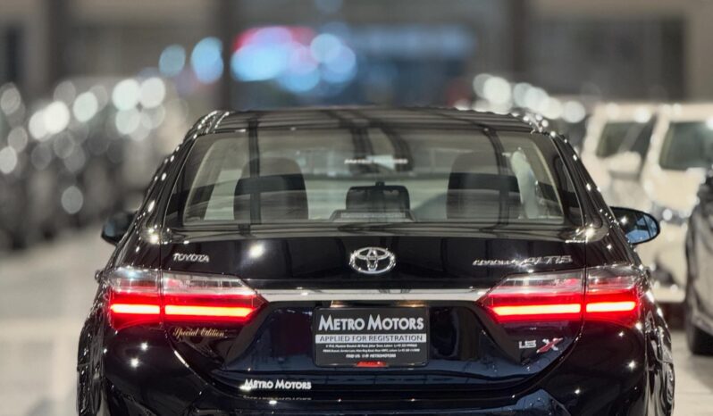 
								Used 2023 Toyota Corolla full									