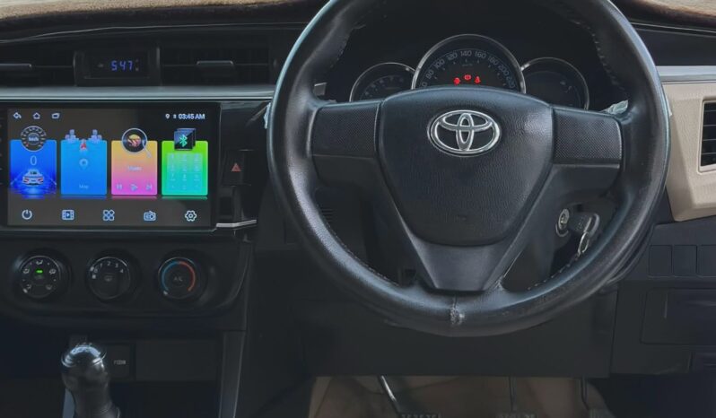 
								Used 2015 Toyota Corolla full									